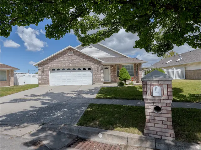 948 W 1730 N, Clinton, UT 84015 - #1