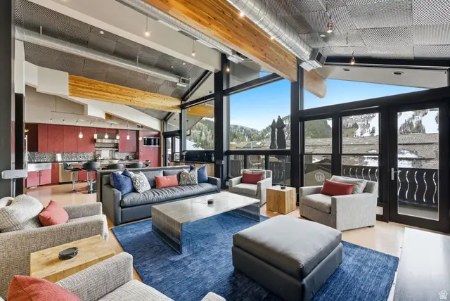 7620 Royal St #402, Deer Valley, UT 84060 - #1