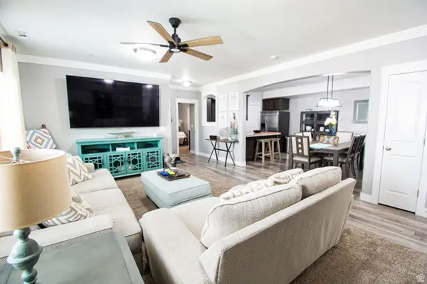 1849 N Crest Rd E, Saratoga Springs, UT 84045