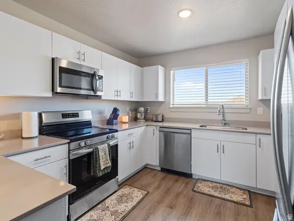 133 Rock Canyon St, Hurricane, UT 84737