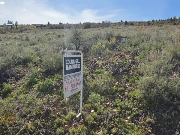 2575 Serviceberry Dr, Garden City, UT 84028