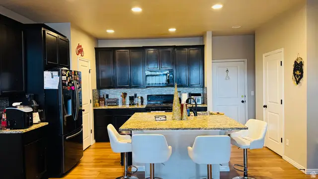 5685 W Pelican Ridge Ln, West Valley City, UT 84118 - #3