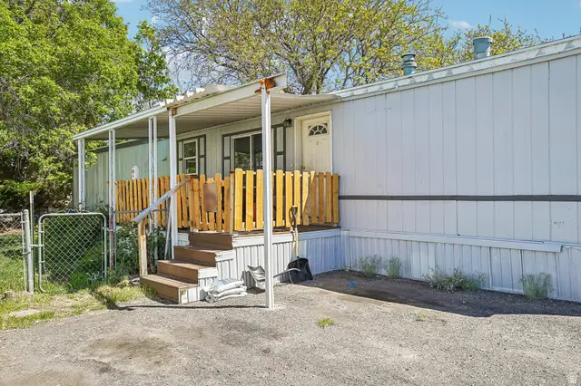 508 N Hawthorne St, Tooele, UT 84074 - #2