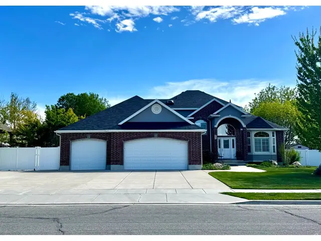 2387 W 650 N, Layton, UT 84041 - #2