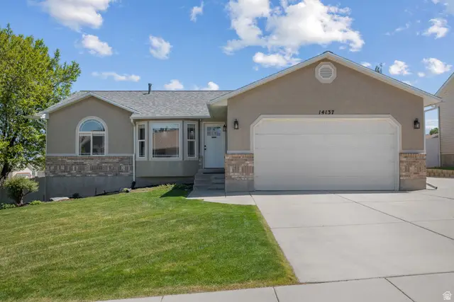 14137 S Ben Lomond Peak Dr, Riverton, UT 84096 - #2