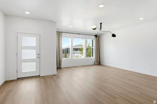 1144 W Early Light Way, Bluffdale, UT 84065 - #3