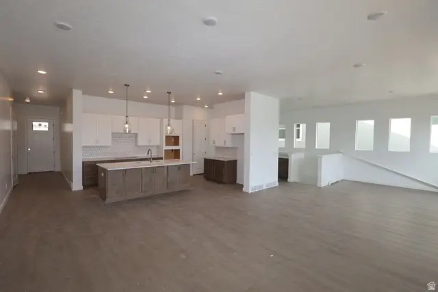 1292 E Larkspur Way, Layton, UT 84040 - #2