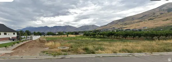 410 W 2100 St S #4, Perry, UT 84302