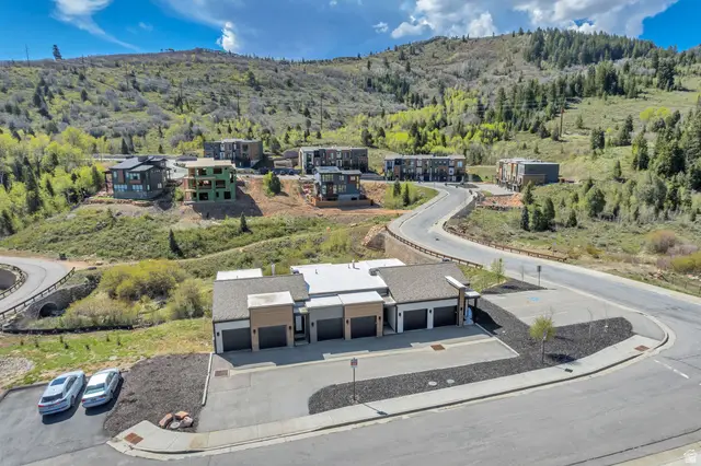 8210 N Toll Creek Ln, Park City, UT 84098 - #3