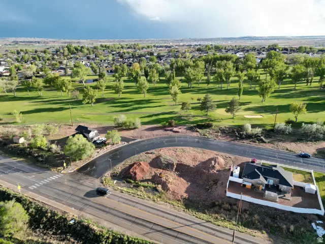 820 W Clubhouse Dr, Roosevelt, UT 84066 - #1
