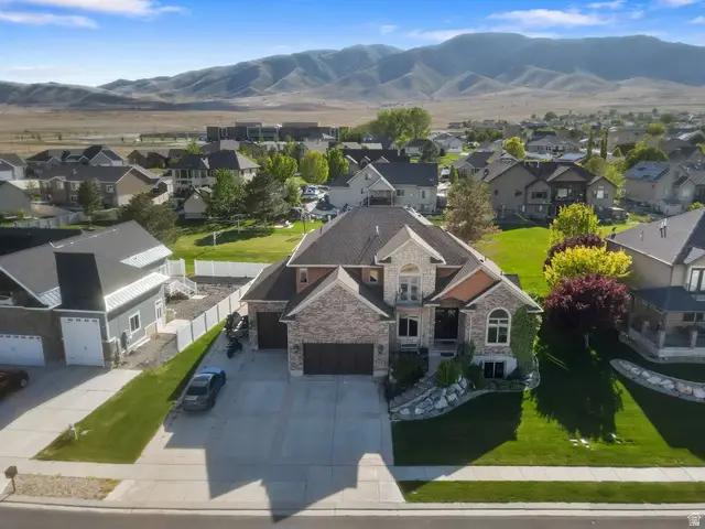 4077 S Pelican Ln, Saratoga Springs, UT 84045 - #1