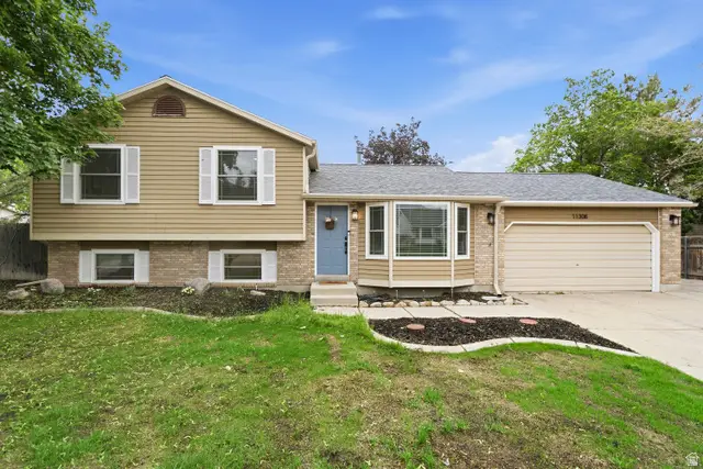 11308 S Hawkwood Dr, Sandy, UT 84094 - #2