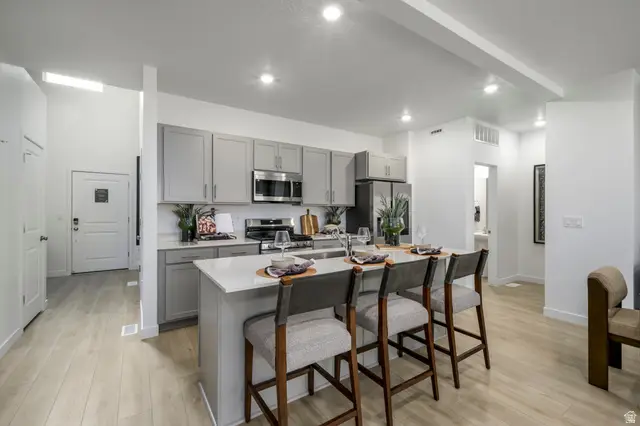 1463 W Bright Eyes Ln #1504, Saratoga Springs, UT 84045 - #2