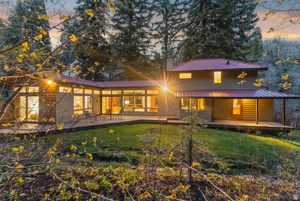 2181 N Pinecrest Canyon Rd, Salt Lake City, UT 84108