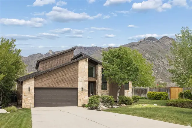 9725 S Ruskin Cir, Sandy, UT 84092 - #2