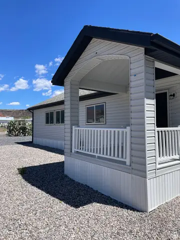 738 N 1100 E, Saint George, UT 84770 - #1
