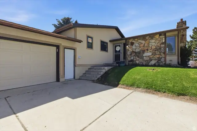 222 E Valley Dr, Preston, ID 83263 - #1