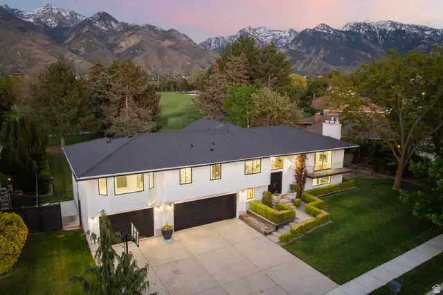 8479 S Escalante Dr, Sandy, UT 84093 - #2