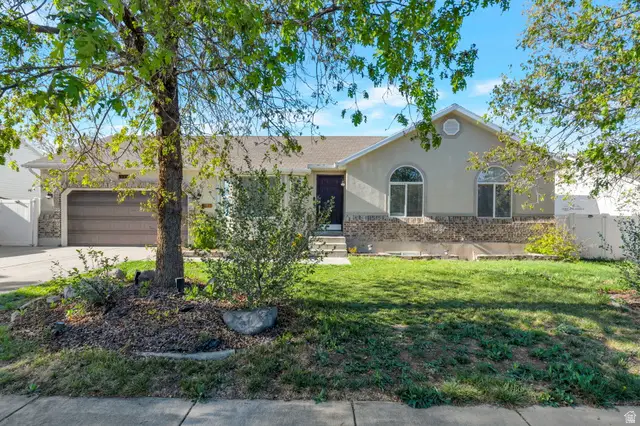 5244 W Shaggy Peak Dr, Riverton, UT 84096 - #3