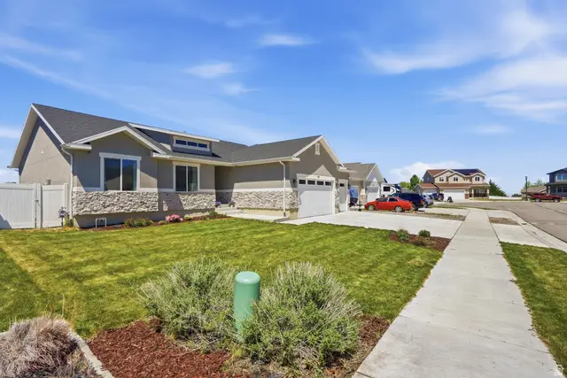 1195 N 640 E, Tooele, UT 84074 - #3
