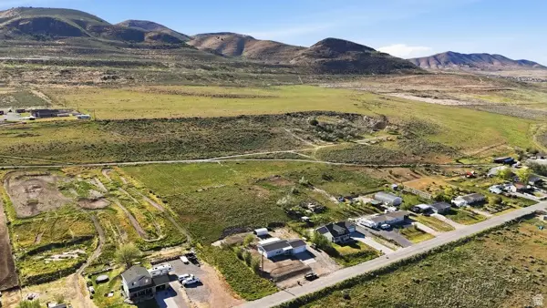 9317 N Sunset Dr, Thatcher, UT 84337 - #2