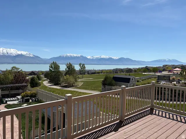 2894 S Fox Pointe Dr W, Saratoga Springs, UT 84045 - #1