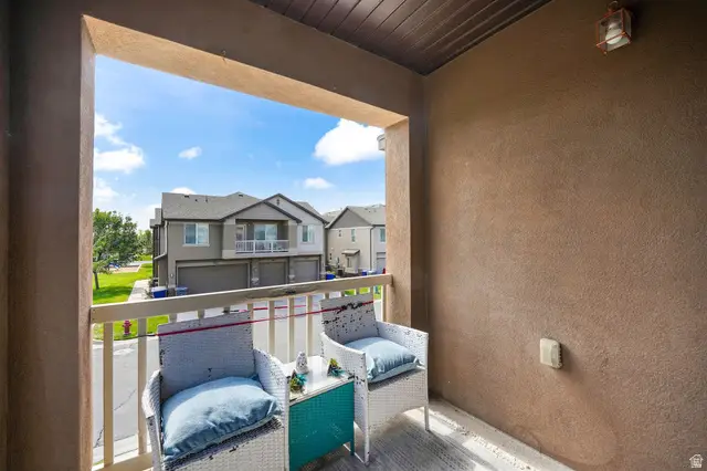1022 W Allington Dr N, North Salt Lake, UT 84054 - #2