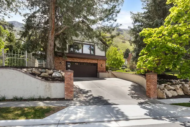 4049 E Prospector Dr S, Cottonwood Heights, UT 84121 - #2