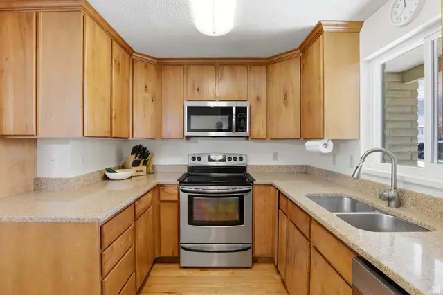 441 S 925 E, Kaysville, UT 84037 - #2