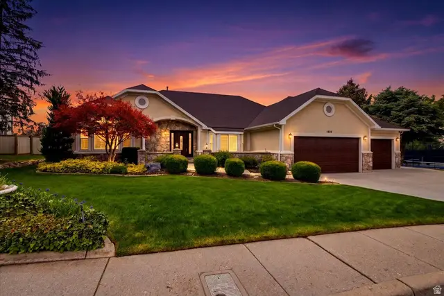 8228 S Set Point Cir E, Sandy, UT 84093 - #1