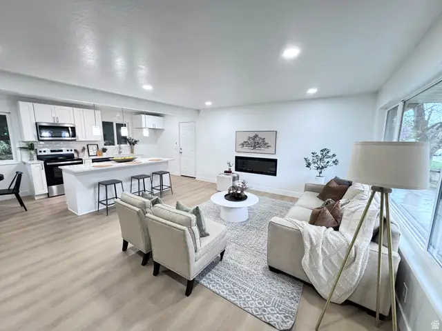 3927 W Rawhide Dr S, West Valley City, UT 84120 - #2