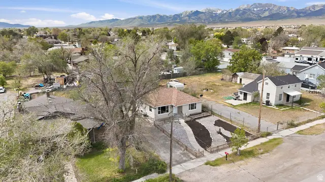 255 W Main St, Grantsville, UT 84029 - #3