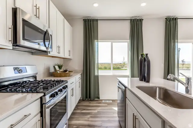 2130 E Swallow Dr #4048, Eagle Mountain, UT 84005 - #3
