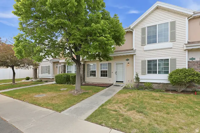 181 Rockey Park Ln, Draper, UT 84020 - #1