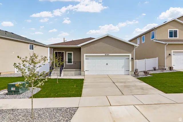 1146 Vegas St W, Grantsville, UT 84029 - #2