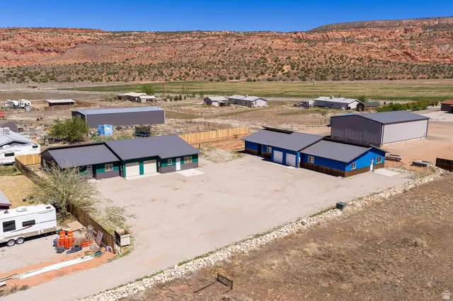 69 N Mount Peale Dr, Moab, UT 84532 - #2