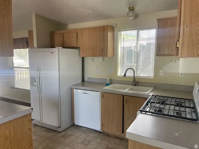1123 W 465 N, Orem, UT 84057 - #2