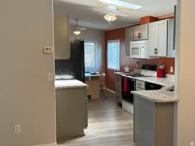 4451 S Pan American Dr, Murray, UT 84107 - #3