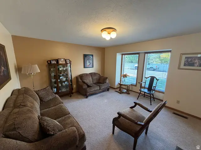 488 E 570 N, Orem, UT 84097 - #3