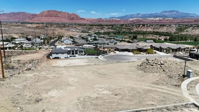 3986 W Sunrise Dr #317, Santa Clara, UT 84765 - #2