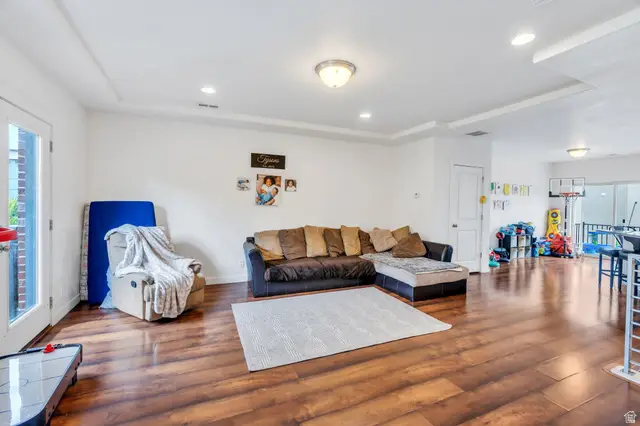 12 W Gilbride Ave, Murray, UT 84107 - #3