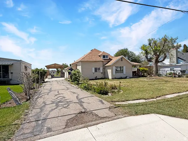 156 E Center, Huntington, UT 84528