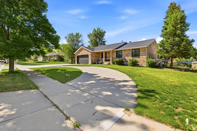 2840 W Country Classic Dr S, Bluffdale, UT 84065 - #3