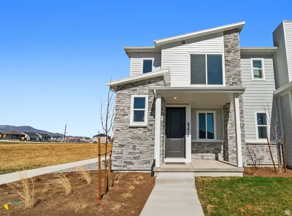 6361 W Pyramid Peak Ln #117, Herriman, UT 84096