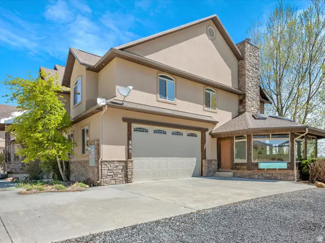 865 W Westlake Dr #4, Garden City, UT 84028 - #3
