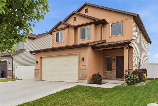 937 Farnham Dr, North Salt Lake, UT 84054 - #3
