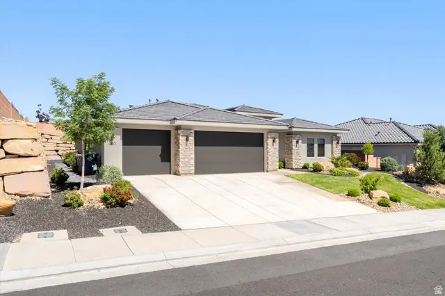 460 S Bracciano Dr, Saint George, UT 84770 - #3
