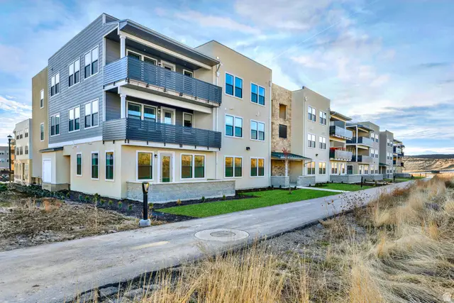 717 W W Coho Ln S #101 2F, Midvale, UT 84047 - #1