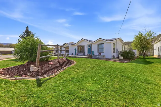 393 W Memorial Park Rd, Henefer, UT 84033 - #1