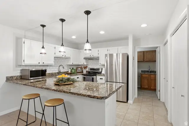 4822 S Holladay Blvd #110, Holladay, UT 84117 - #2